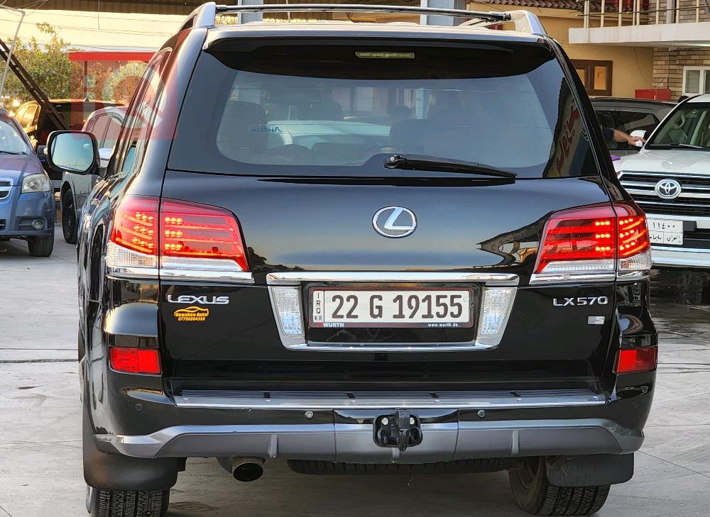 Lexus LX